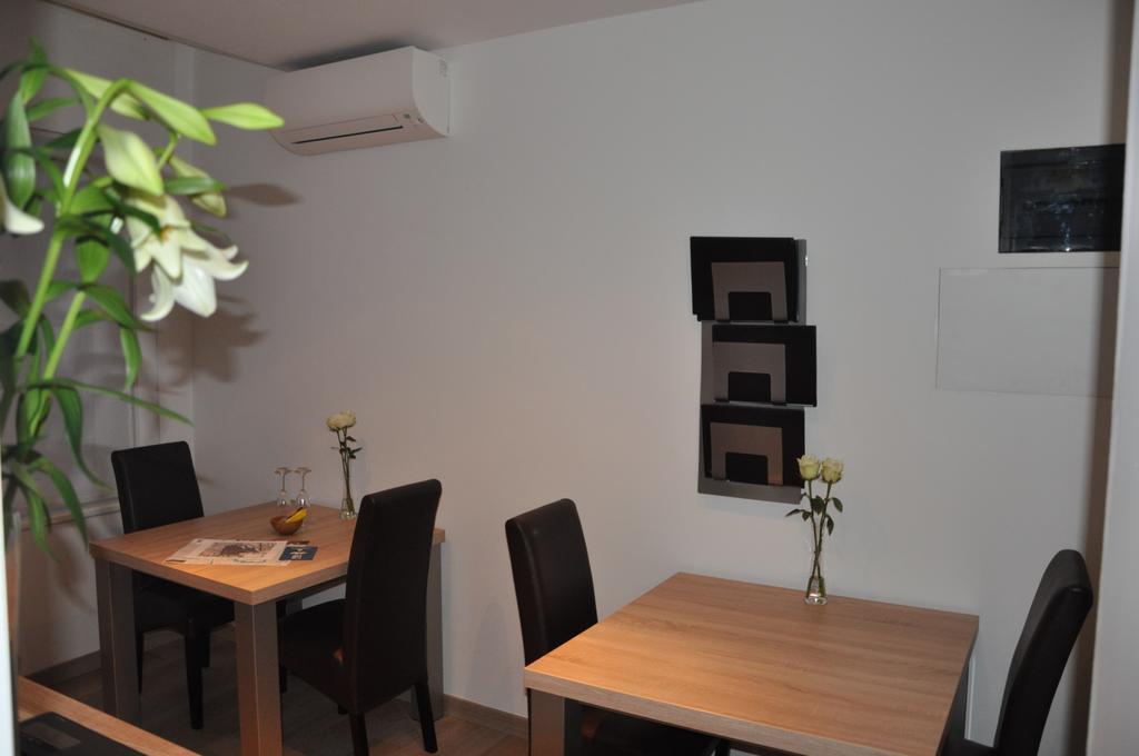Het Houten Paard Ипр Экстерьер фото